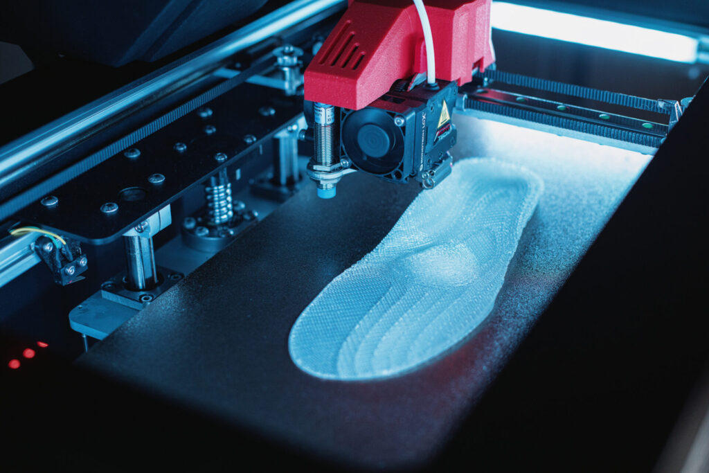 EasySnap3D - Just a snap for your insoles - EasySnap3d is a FFF (Fused Filament Manufacturing) 3d printer.